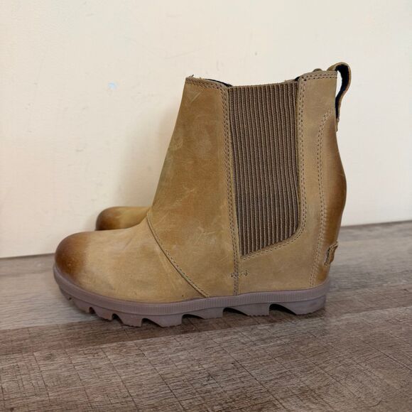 Sorel Shoes - Sorel Boots Womens 6.5 Joan of Arctic II hidden Wedge Chukka Ankle Top shoes